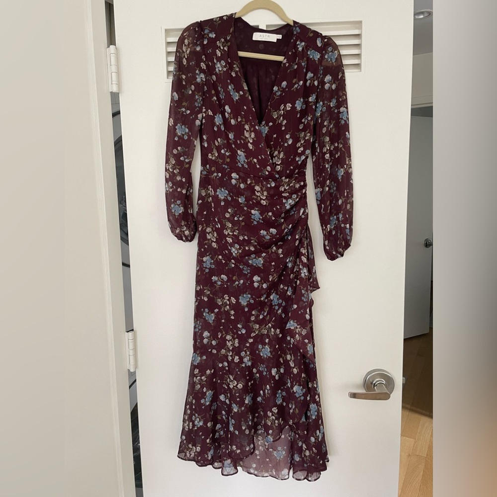 ASTR Side Cinched Mermaid Dress - Picture 4 of 6